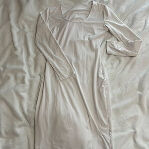 White long sleeve midi dress. New without tags. XL.